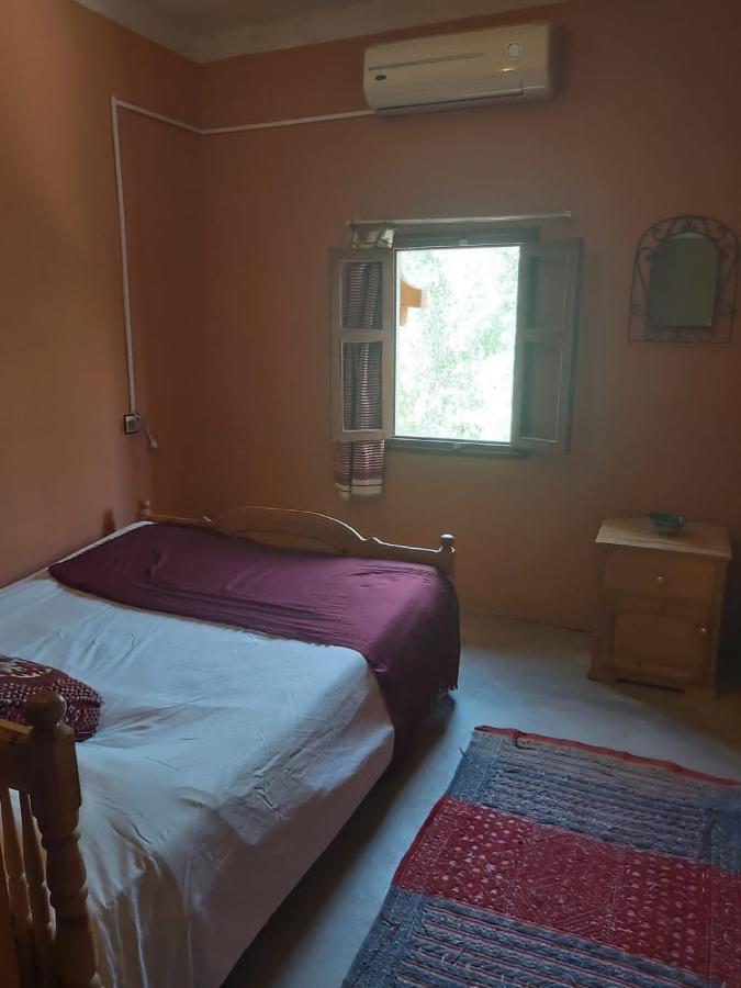 Kasbah Ait Arbi Hotel Ait Ougliff Exterior foto