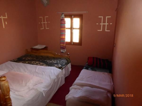 Kasbah Ait Arbi Hotel Ait Ougliff Exterior foto